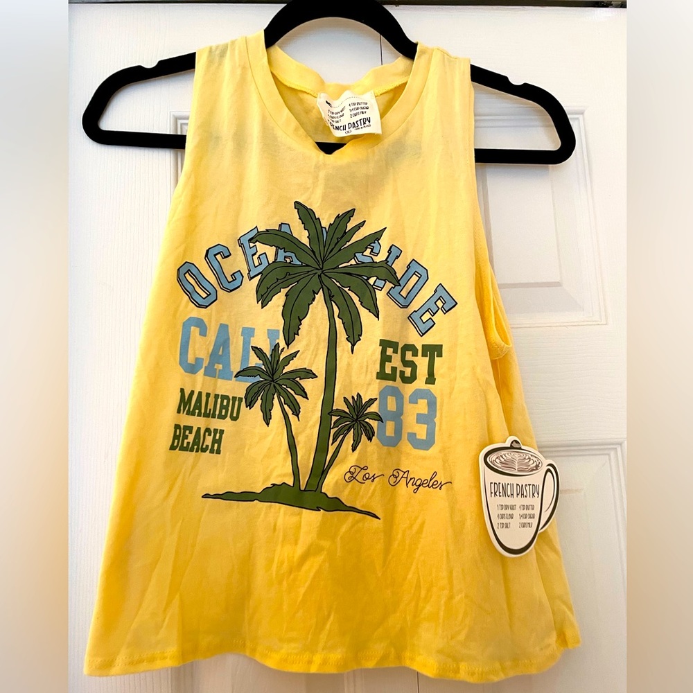 Brand new French pastry California seaside tank top